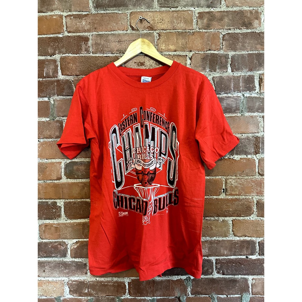 Vintage 90s Championship Chicago bulls tee shirt